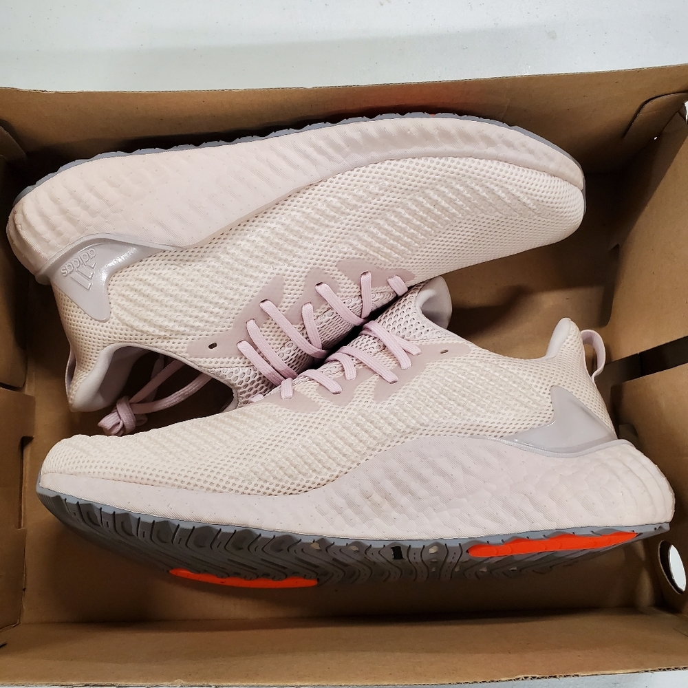 NEW Adidas Alphaboost Running Shoes